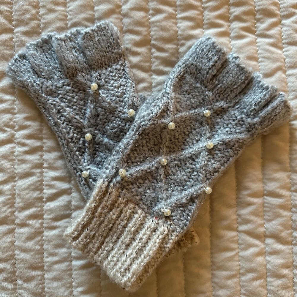 Beige + Grey Fingerless Gloves | OS